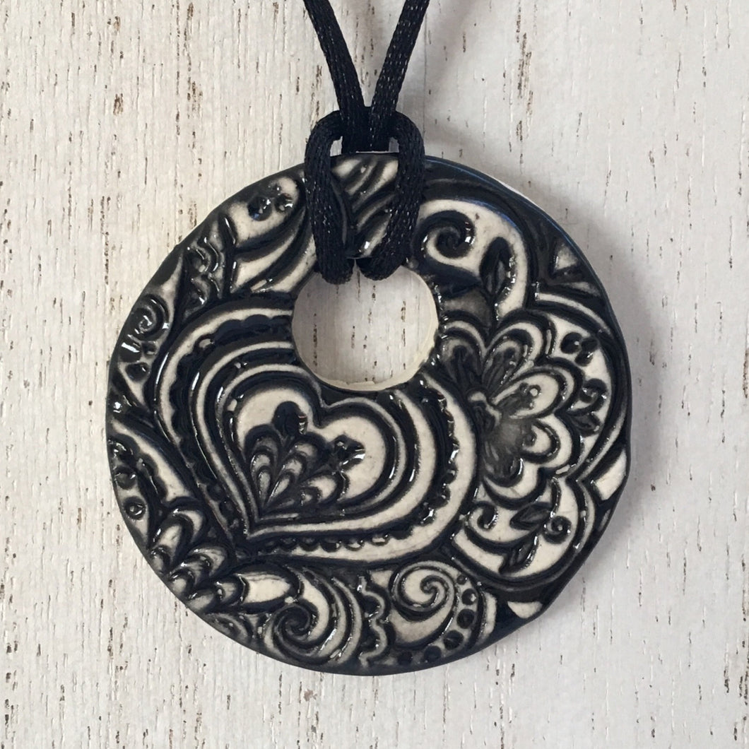circle swirl pendant